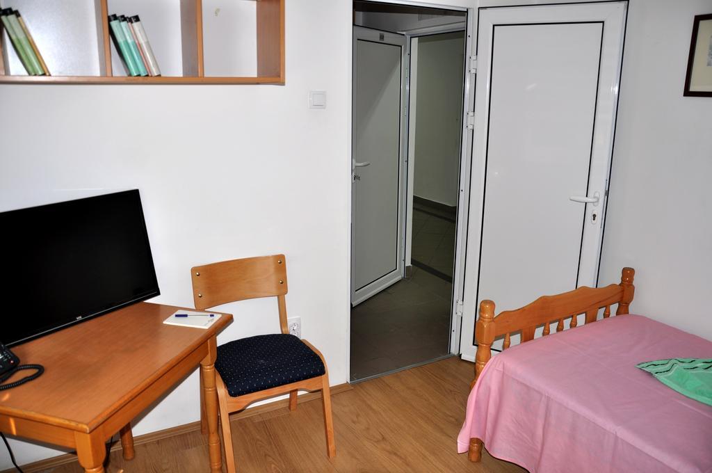 Rooms Karadjordje Beograd Eksteriør bilde